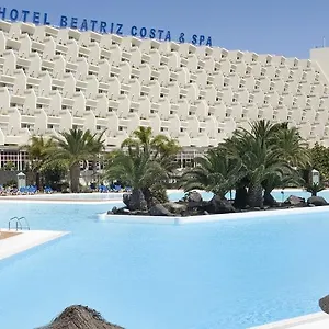 Beatriz Costa & Otel